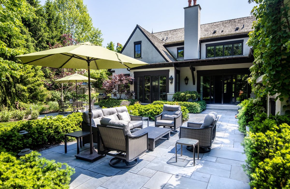 Hero Page by Moane Landscaping