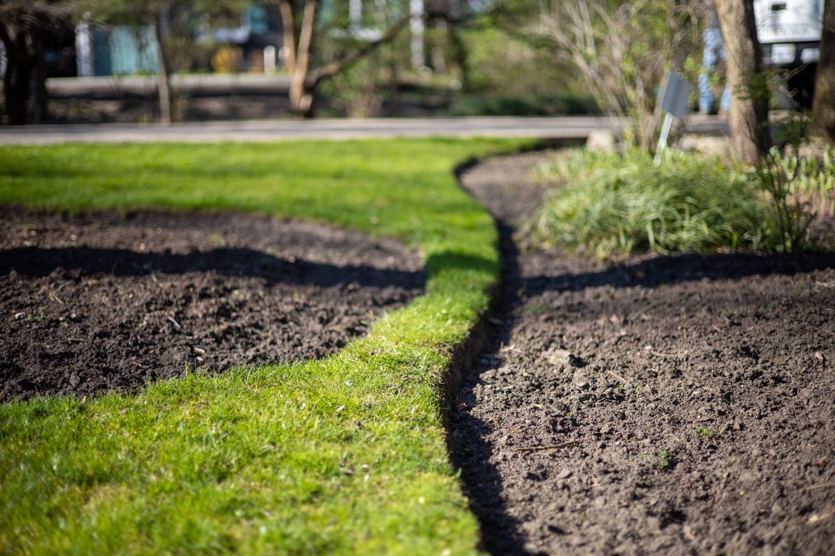 Landscaping Trim Work by Moane Landscaping