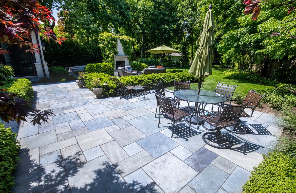Patio by Moane Landscaping