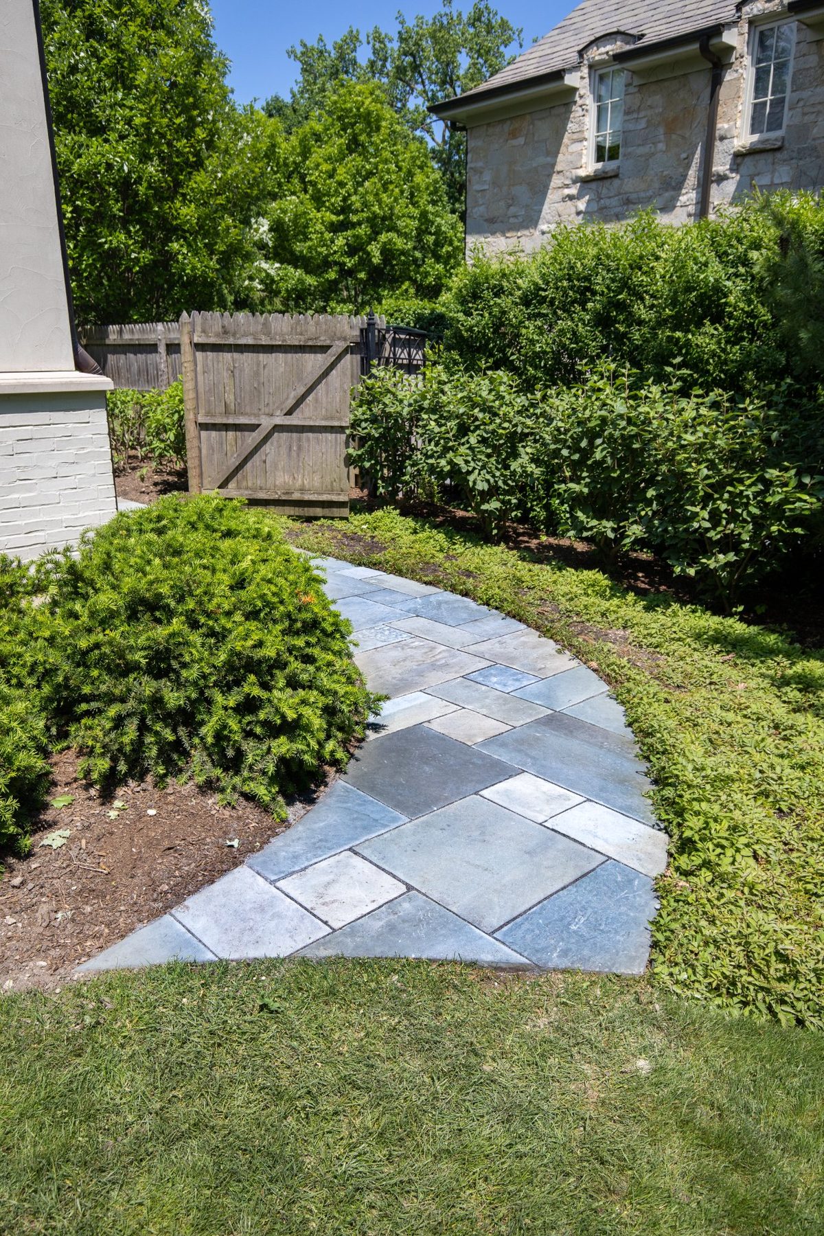 Walk Ways 7 by Moane Landscaping